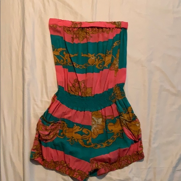 Green salmon & gold strapless romper w/ pockets - Picture 1 of 2